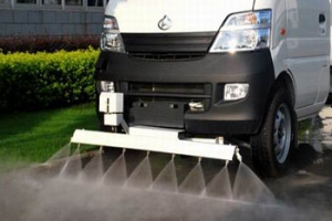 小型人行道專(zhuān)用道路清洗車(chē)的優(yōu)勢(shì)特點(diǎn)
