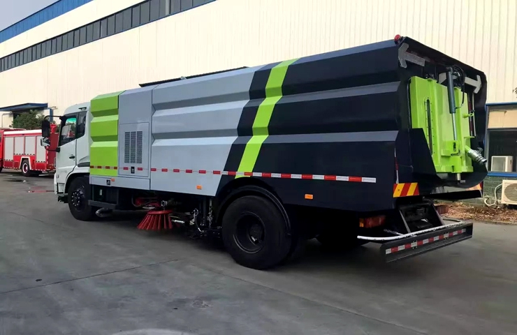 東風(fēng)天錦CLW5160TXSD5型洗掃車圖片