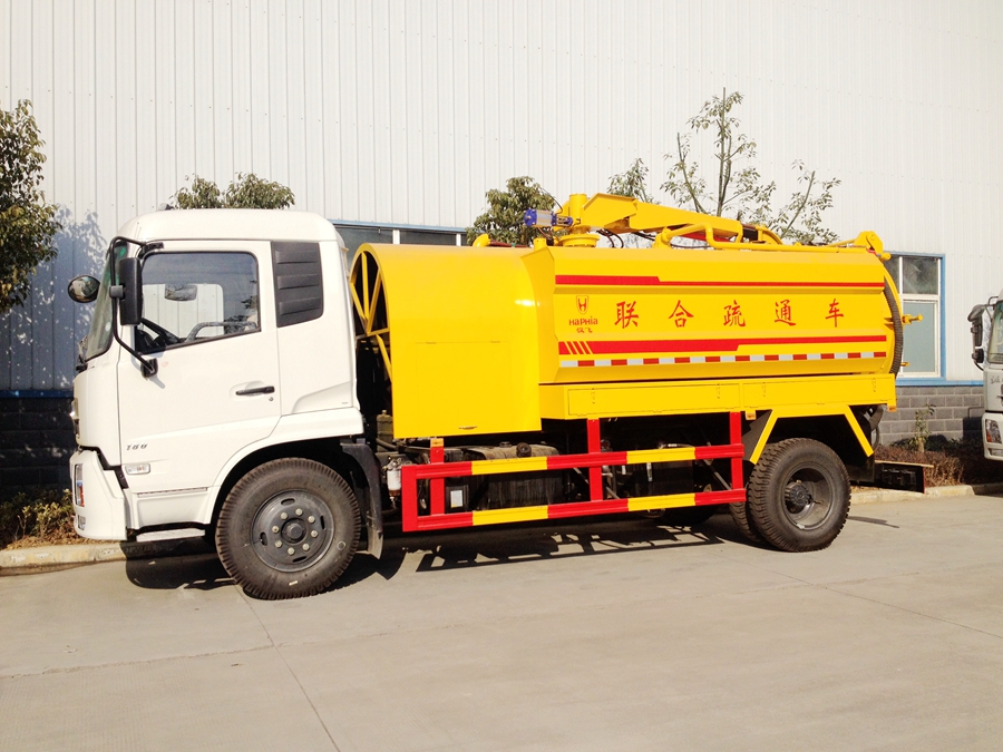 東風(fēng)天錦聯(lián)合疏通車圖片,東風(fēng)天錦高壓清洗吸污車圖片