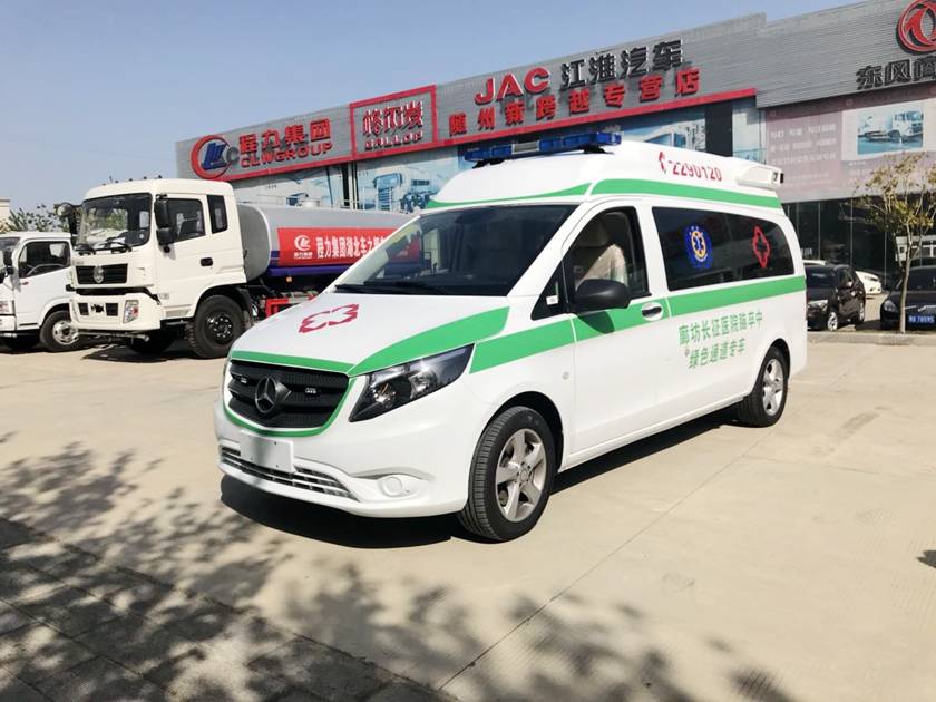奔馳新威霆救護車外觀實拍圖片,奔馳威霆醫(yī)療救援車圖片 奔馳新威霆救護車外觀實拍圖片,奔馳威霆醫(yī)療救援車圖片