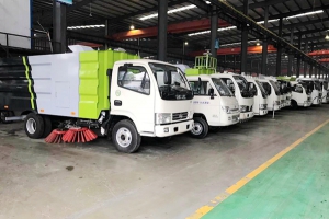 程力掃路車、吸塵車、洗掃車大量現(xiàn)貨整裝待發(fā)