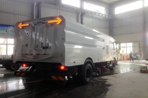 選購掃路車不能貪圖“買便宜”不然“用車貴”的麻煩如影隨形