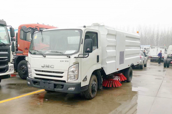 攪拌站推薦使用江鈴N800垃圾清掃車