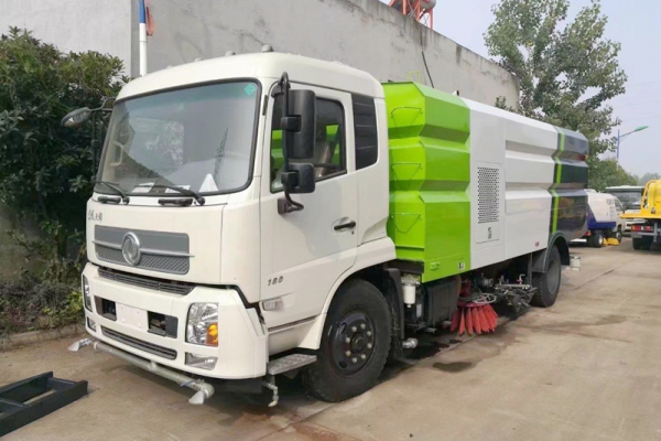 影響道路清掃車性能提升的三個軟系統