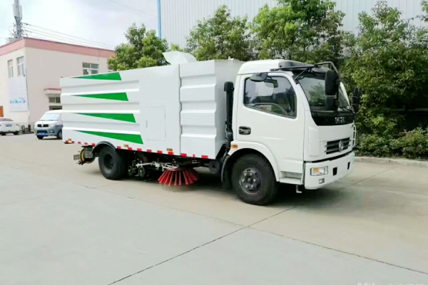 對掃路車自認(rèn)為是對的三種操作方法說NO