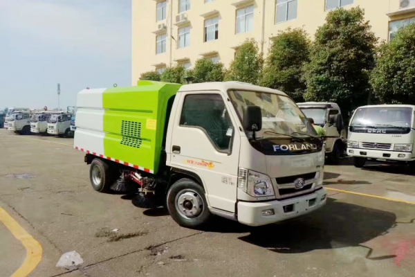 福田小型掃路車廠家