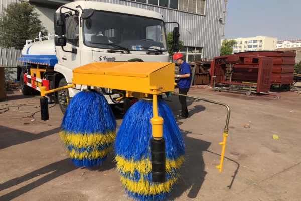 公路護(hù)欄清洗車(chē)價(jià)格