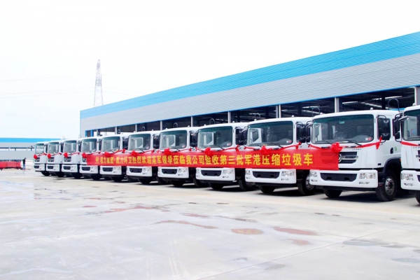 東風(fēng)多利卡D9壓縮垃圾車批量圖片