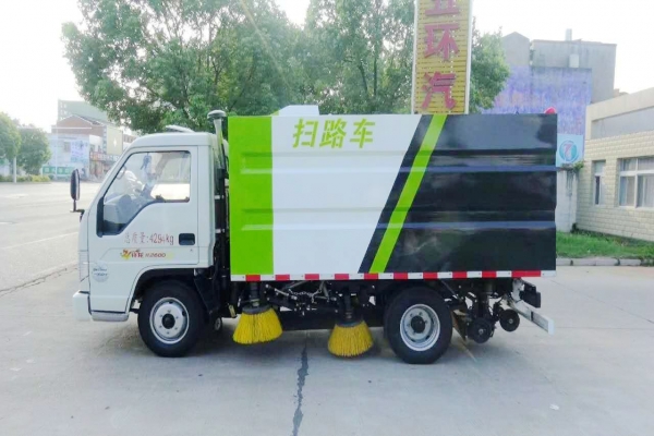 福田吸塵車(chē)相片