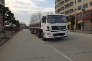 鮮奶運輸車CLW5311GNYD5