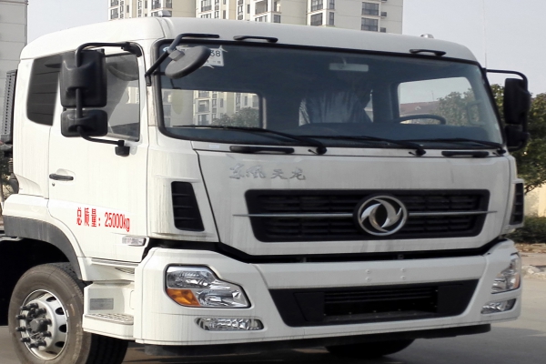 吸污車CLW5251GXWD5
