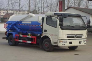 吸污車CLW5080GXWT5
