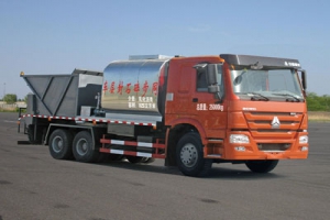 同步碎石封層車CLW5250TFCZ5