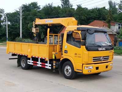 隨車起重運(yùn)輸車CLW5110JSQE5