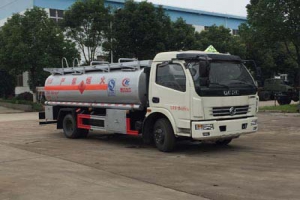 加油車CLW5115GJYD5