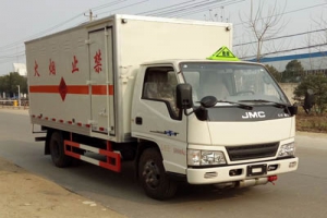 爆破器材運輸車CLW5061XQYJ5