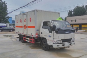 爆破器材運輸車CLW5041XQYJ5