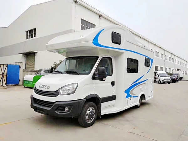 依維柯歐勝C型房車