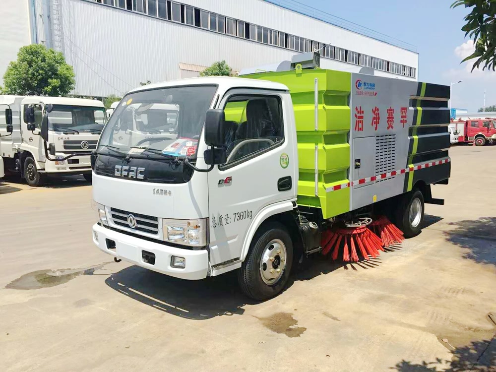 東風(fēng)道路清掃車(chē)價(jià)格廠家