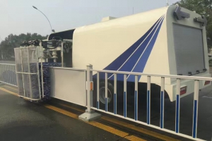 這個護欄清洗車碉堡了 高矮護欄均可搞定