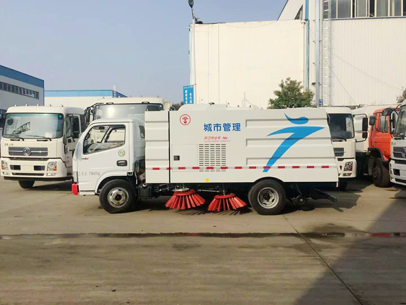 除雪掃地車多少錢