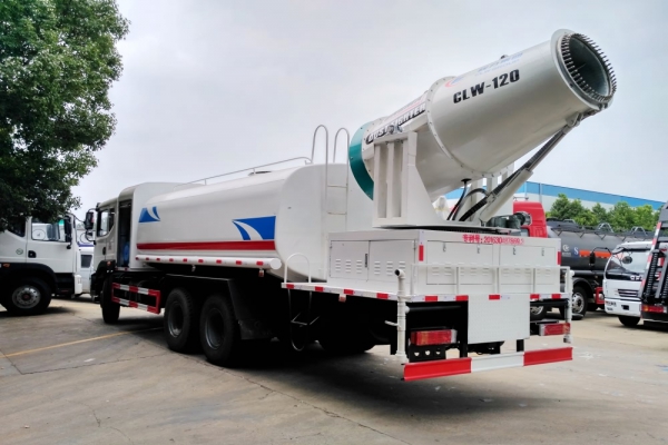 東風(fēng)T5后雙橋多功能抑塵車(chē)(60-120米霧炮)