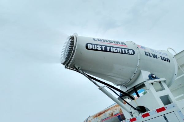 東風(fēng)天錦霧炮車(方形外觀、50-100米噴霧機(jī))