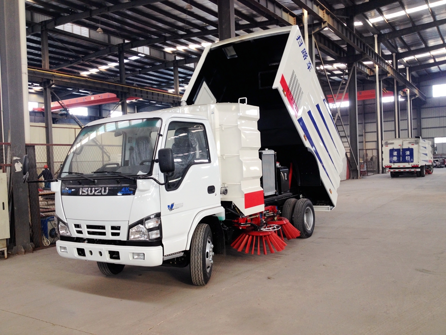 五十鈴國五掃路車現(xiàn)貨 五十鈴國五掃路車現(xiàn)貨