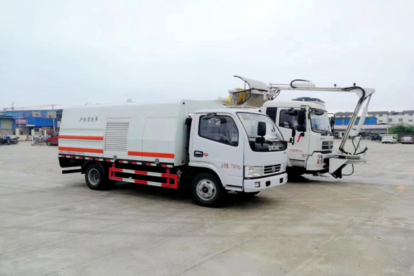 護欄清洗車作業(yè)一公里用多少水？