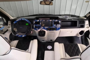 程力國六福特高端商務(wù)房車引爆年終搶購熱潮！